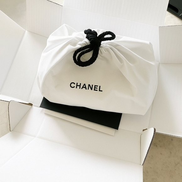 CHANEL Beauty MEDIUM Organic Cotton Drawstring Dust Bag 12"x7"x5" NEW AUTHENTIC - Picture 6 of 7